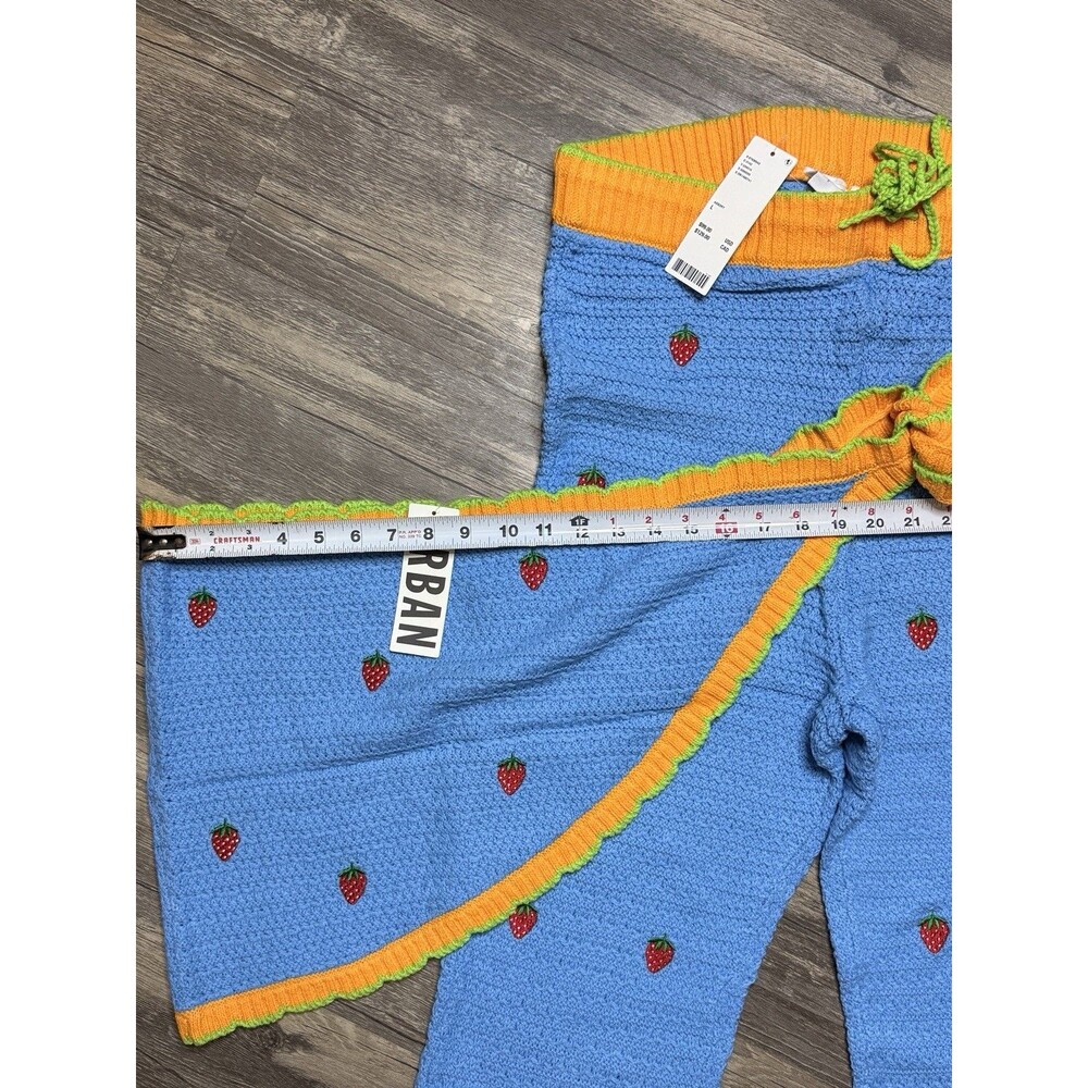 Urban Outfitters Out From Under Strawberry Knit Crop Top Pants Set L - Picture 6 of 11
